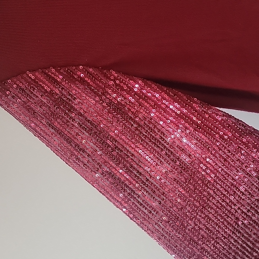 Burgundy top sequin sleeve - Picture 2 of 8